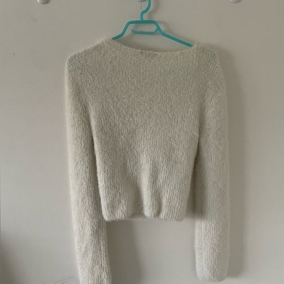 Dynamite white fuzzy sweater - Picture 2 of 2
